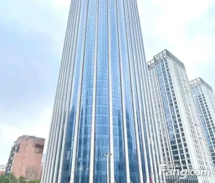 CBD国贸万达广场 精装带家具 CBD视野开阔 正对电梯